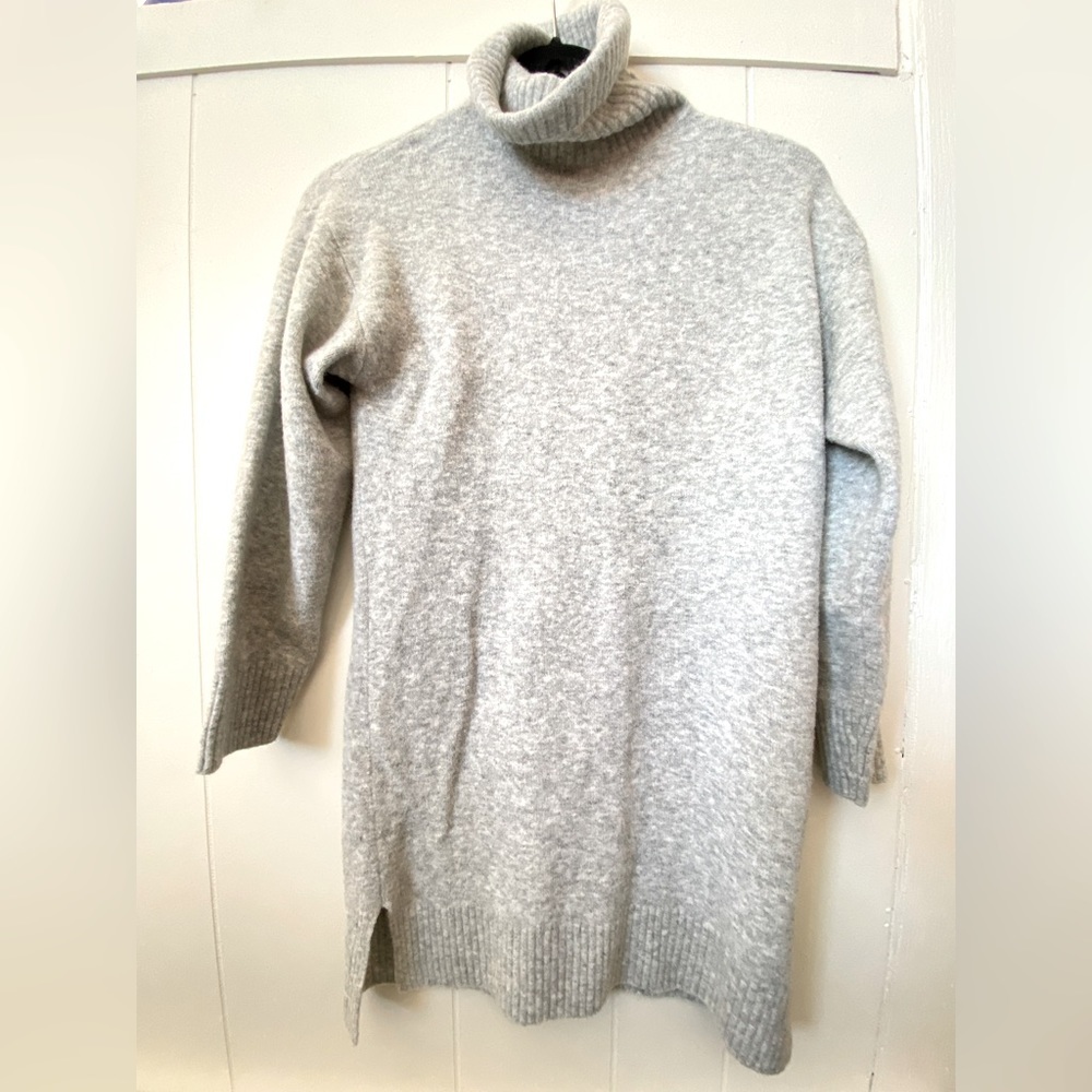 3/$15 Zara grey knit turtleneck sweater dress
